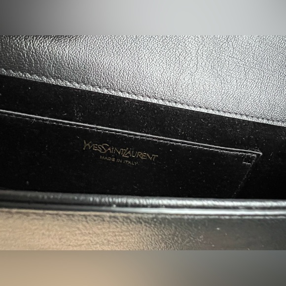 Authentic - NWT - Yves Saint Laurent Chevrette Belle de Jour leather clutch - Picture 2 of 6